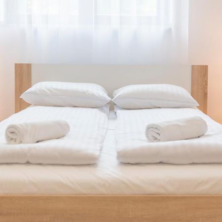 Parkowa Polana Myweek Apartment Polanica-Zdroj Room photo